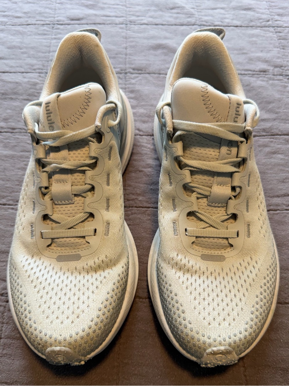 Lululemon Women’s Beyondfeel Trail Running Shoes View 3